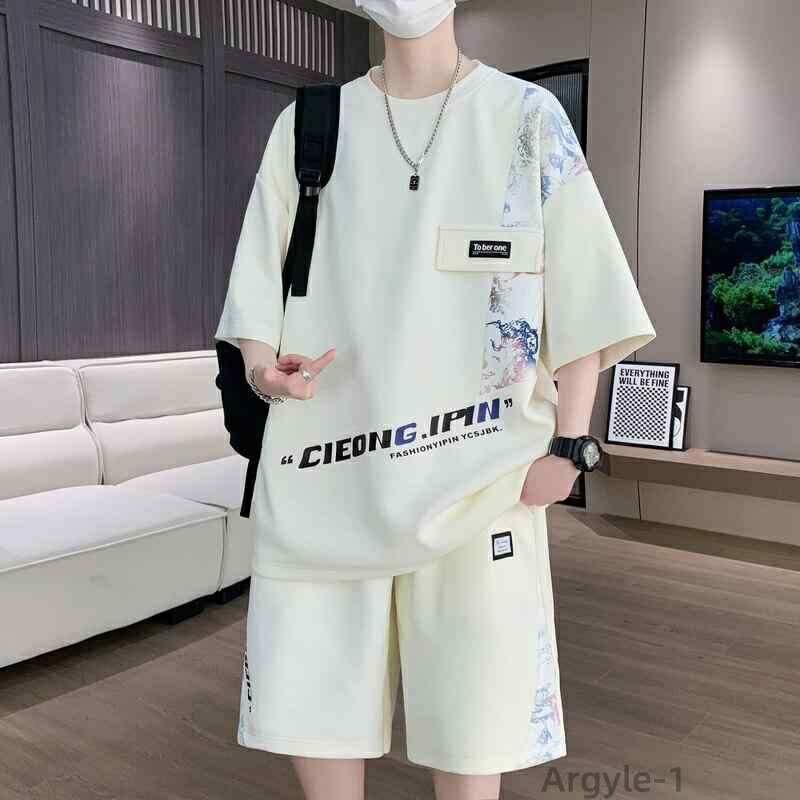 【送料無料】セットアップ 男の子 学生 ジュニア 夏 接触冷感 吸湿速乾 半袖Tシャツ ショートパンツ 上下セット ゆったり カジュアル ストリート 普段使い 部屋着 軽量 快適