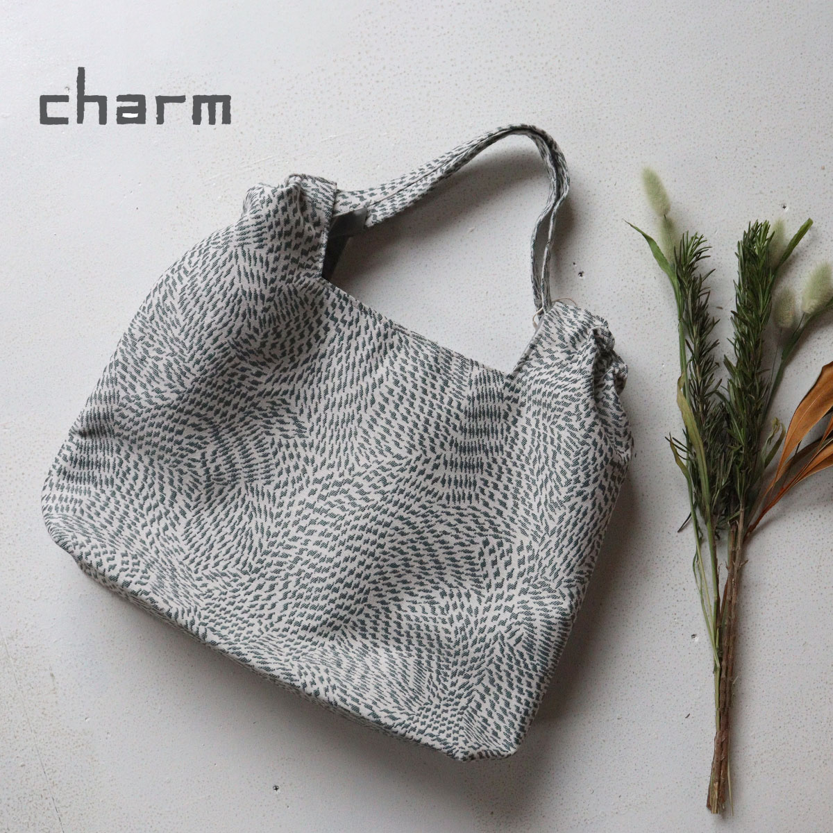 シャーリングバッグ L charm(チャーム)パッシー ジャガード テキスタイル GRAY｜かばんと財布の店　アリスタ
