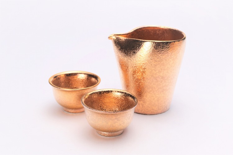 【丸兄会社押さえる大売り出し10％OFF】【有田焼 GOLD続きもの 片口注器・反ぐい呑み (かざり付ける九鼎大呂)】有田焼  瀬戸もの 徳利 ぐい呑 盃 酒器書き割り 金 お正月 父の日 お酒 冷酒 晩酌 今めかしい 和食器 差し上げ物 差し上げ物 内祝い 差し上げ物