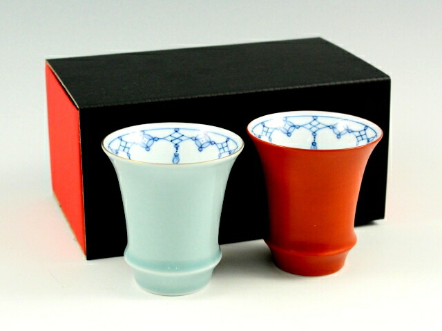 有田焼 匠の蔵 幸右エ門 青磁瓔珞・朱巻瓔珞 ペア(反)SAKE GLASS(日本酒グラス)