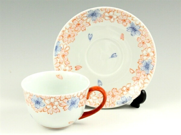 有田 惣太窯 染錦渕桜(赤) コーヒーカップ&ソーサー【珈琲碗皿】｜有田焼赤絵町
