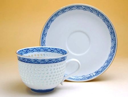 珈琲優勝杯 今めかしい 珈琲碗皿 有田焼 瀬戸もの 日本製 波佐見焼 石英彫青海波 珈琲碗皿