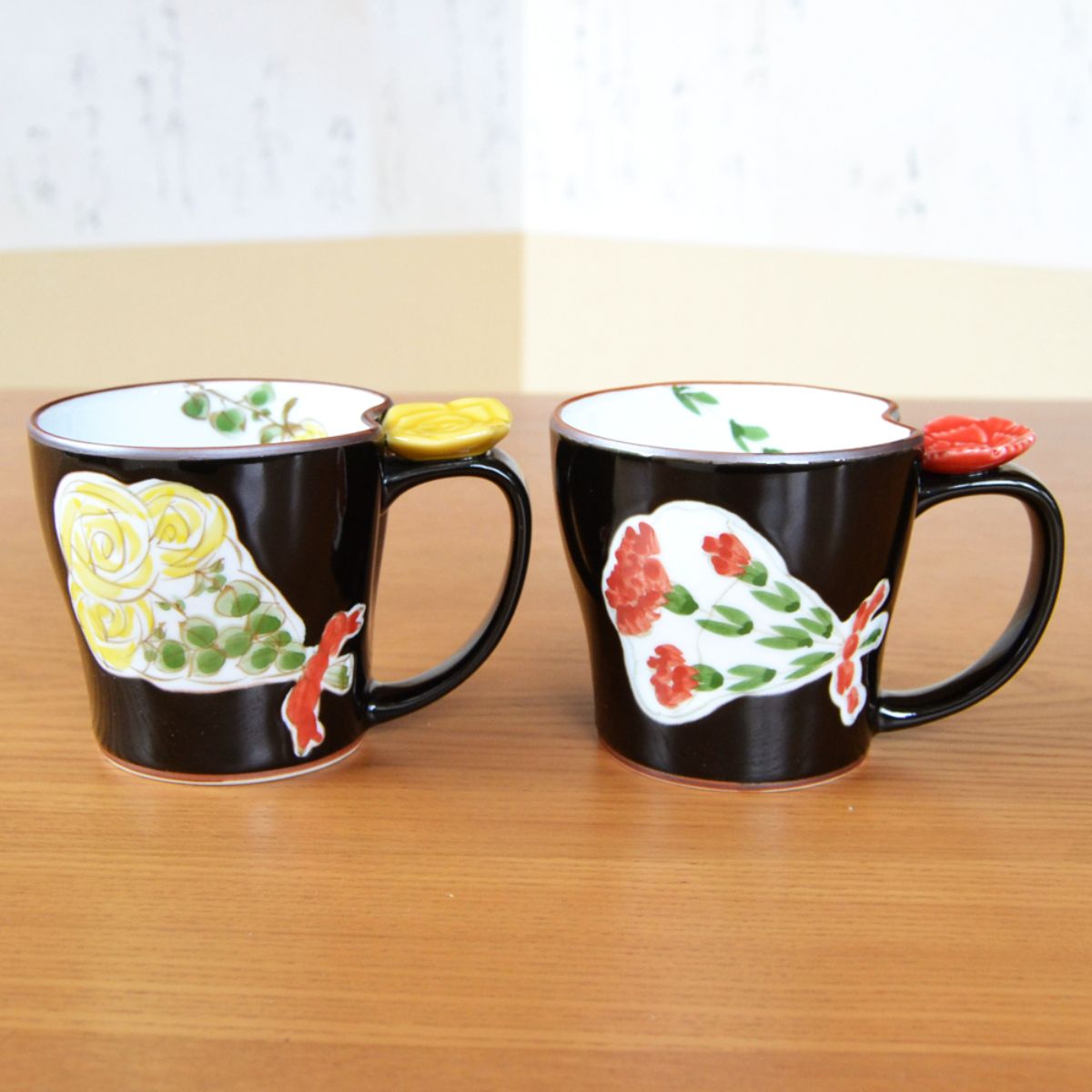 父の日と母の日 まとめてプレゼント マグカップ ペア 個セット 有田焼 メッセージカード付き 花束カーネーション 花束バラ Butlerchimneys Com