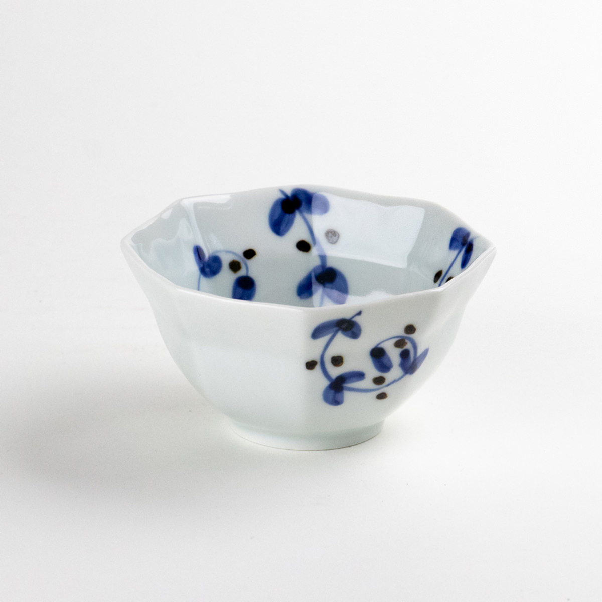 有田焼　染付　釣り　山水　小鉢　小付　デザートカップ　波型　舟　聖秋 有田焼 染付 釣り 山水 小鉢 小付 デザートカップ 波型 舟 聖秋