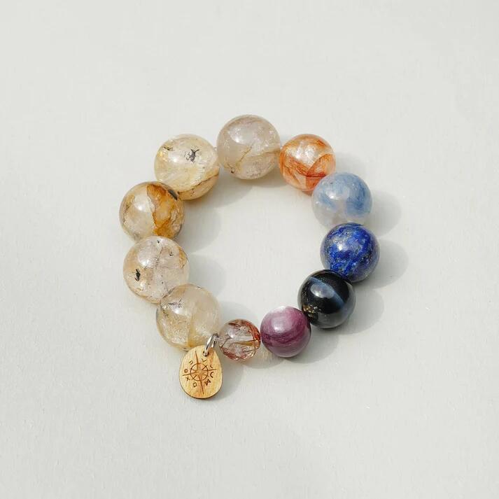 楽天市場】隕石の衝突により生まれる 本物の天然ガラス テクタイト