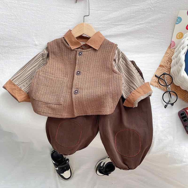 男の子 春秋用 ３点セット トップス パンツ ベスト ストライプ柄 カジュアル おしゃれ かわいい 綿素材 通園用 園 用 普段使い 室内着用 柔らかい １歳 ２歳 ３歳 ８０センチ ９０センチ １００センチ １１０センチ １２０センチ