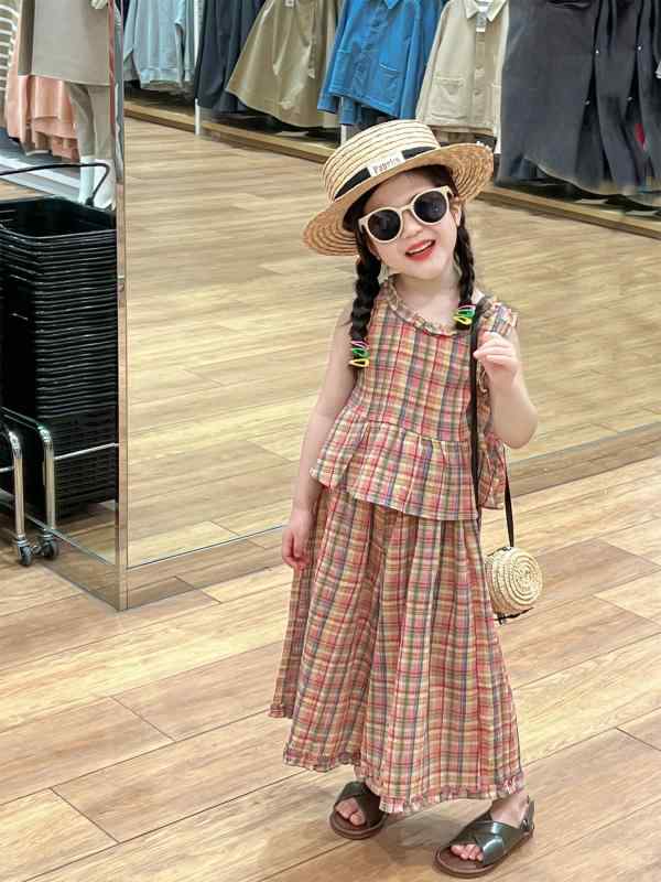 女の子 子供服 夏服 セットアップ ノースリーブ キャミソール ワイドパンツ 9分丈パンツ コットン 綿 100% カラフル 格子柄 フリル袖 カジュアル 韓国風 おしゃれ かわいい 3歳 4歳 5歳 6歳 7歳 8歳 100cm 110cm 120cm