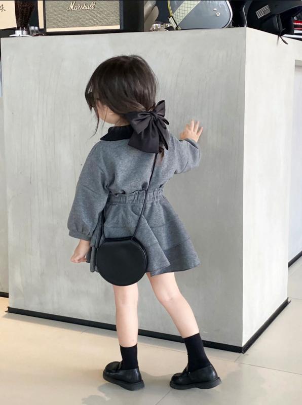 女の子 子供服 トップス+スカート 2点セット ブラック 襟付き 長袖 ケーキスカート ニット カジュアル かわいい おしゃれ 春夏用 通学用 普段使いやすい 快適 通気性 動きやすい