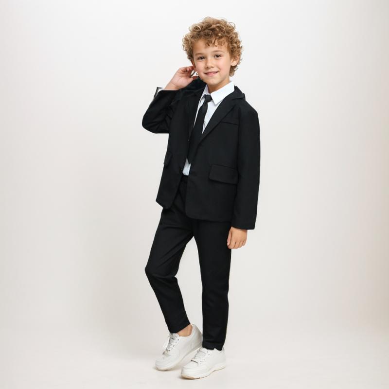 ちびっ子用背広 お坊っちゃん フォーマル 花むこの御手伝い人 礼服 洋琴 告げ知らせる会 上衣 ズボン下 プルオーバー 蝶タイ付き添い人 ポリエステル 黒いこと 歳月3