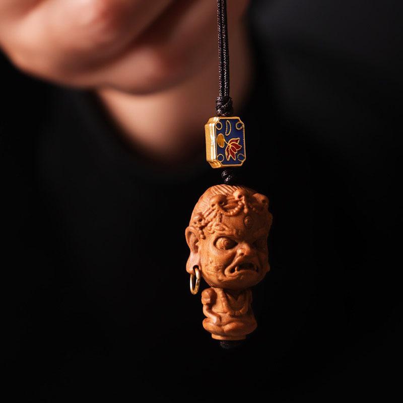 キーホルダー 白檀 木彫り 木製 仏像 手彫り 吉祥飾りつけ 魔除け 開運 厄除け 持ちはこび同盟罷業さあ美 御徒面子惹き付ける 和風 アジアン 縁起物