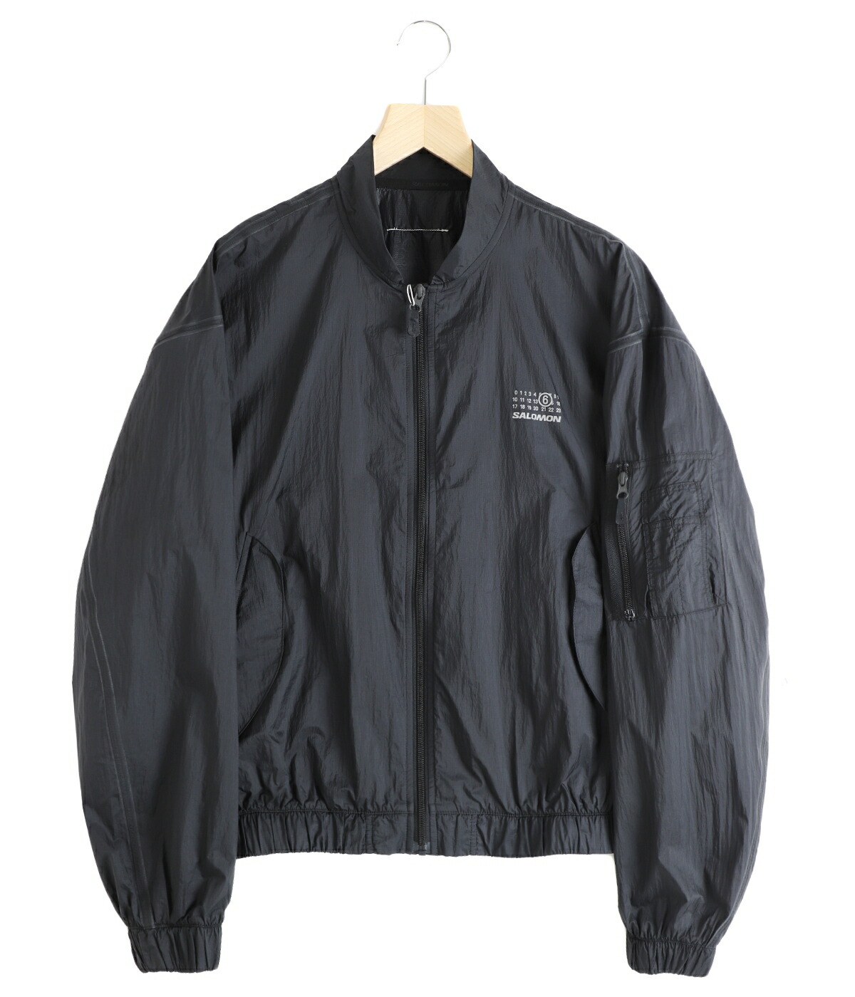 【残りわずか】MAISON MARGIELA フード付きウィンドブレーカー Maison Margiela*品格が漂う*コーティング フード付きジャケット