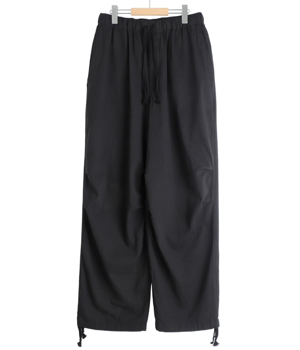 [送料無料]marka : KNEE TUCK PANTS -ORGANIC COTTON HIGH TWISTED DOBBY CLOTH- : M26A16PT01C[COR][WIS]