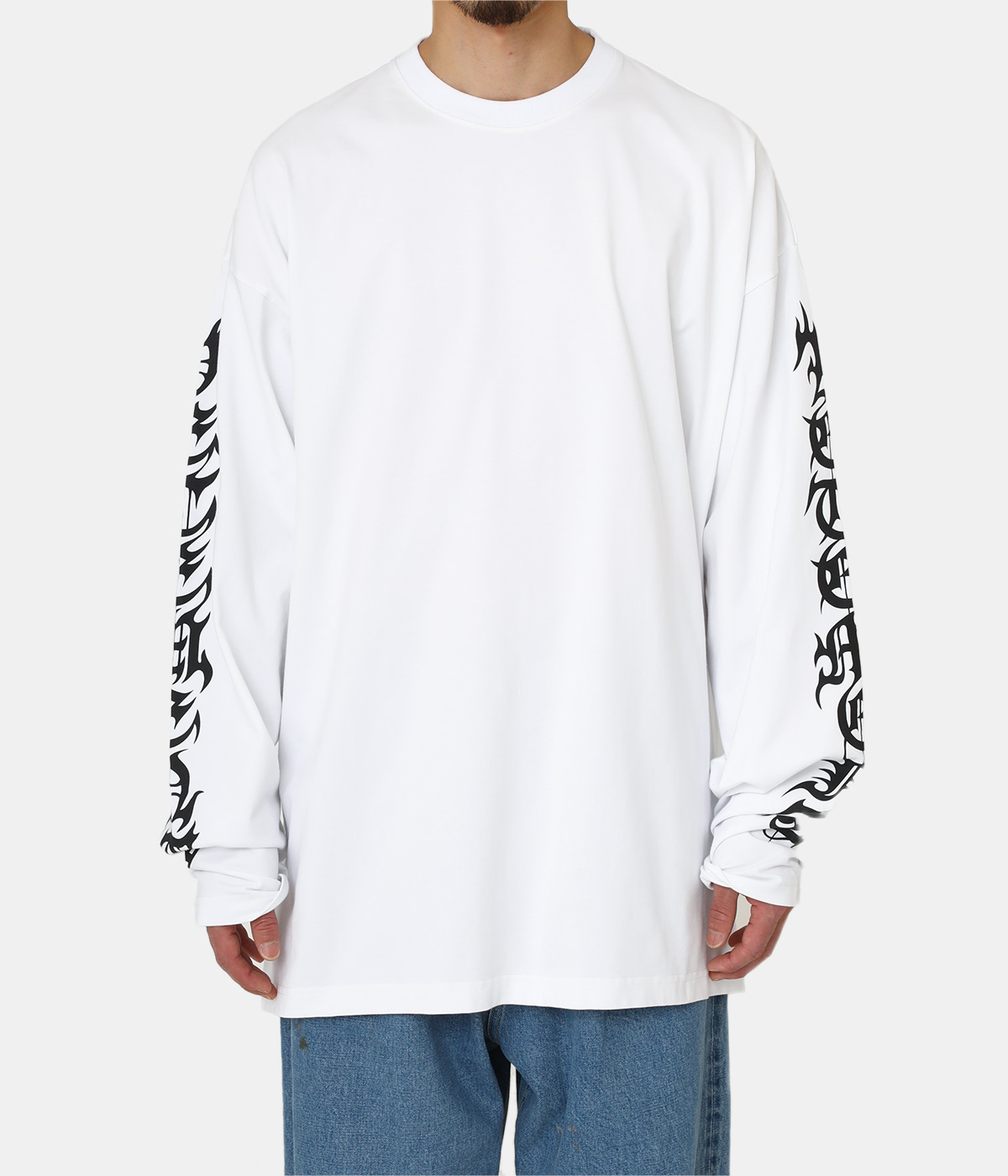 新品未使用】vetements ゴシックロゴ ロングTシャツ-