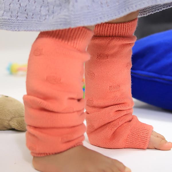 レッグウォーマーべビーキッズ無縫製ホールガーメントウールリブおしゃれ日本製出産祝いプレゼント誕生日祝いレッグウォーマーニットベビー服赤ちゃんシンプル女の子男の子冷え取り冷房対策水玉mocモックKnitlegwarmersMizutamaCaramel