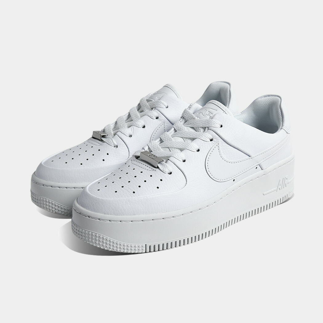 【未使用】NIKE ナイキW AF1 SAGE LOW スニーカー　ホワイト セール】NIKE ナイキ W AF1 SAGE LOW ウィメンズ AF1 セイジ LOW