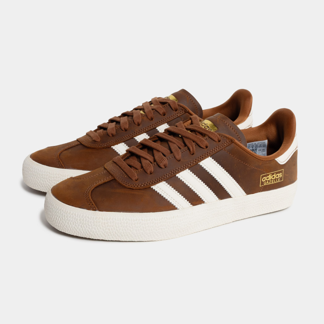 [クーポン＆P2倍！]adidas アディダス GAZELLE ADV ガゼル スニーカー DUSKY BRONZE ( ガッツレー スケート SKATE 茶色 ブラウン 白 ホワイト メンズ HQ7547 )