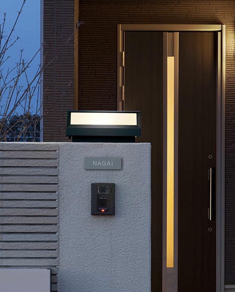 オーデリック 明暗センサー付門柱灯 OG264039LR 白熱灯40W相当 電球色 高演色｜アート・ライティング