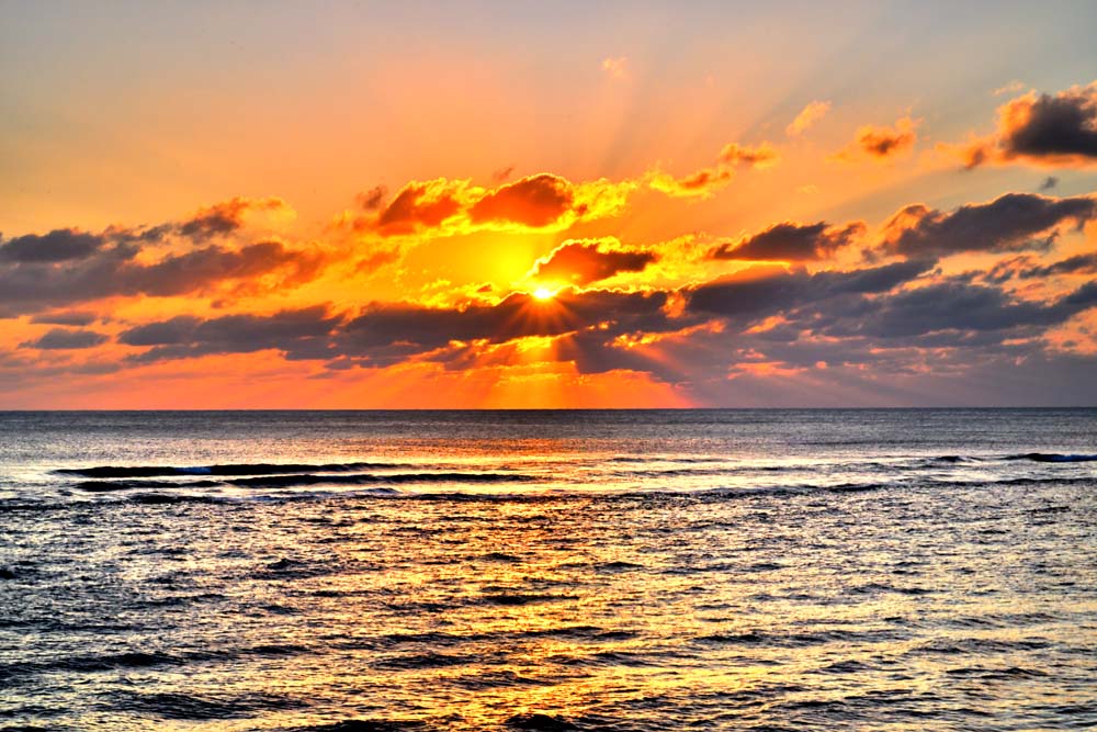 風景写真パネル 沖永良部島 屋子母海岸 夕日 05 ウォールデコ アートパネル ディスプレイ インテリア プレゼント ギフト お祝い 結婚祝い 新築祝い 引っ越し祝い 誕生日祝い 記念日 旅の思い出 風水 大自然 解放感 癒やし おしゃれ okrb-30-m30|写真パネルのあぁとすぺーすつくば