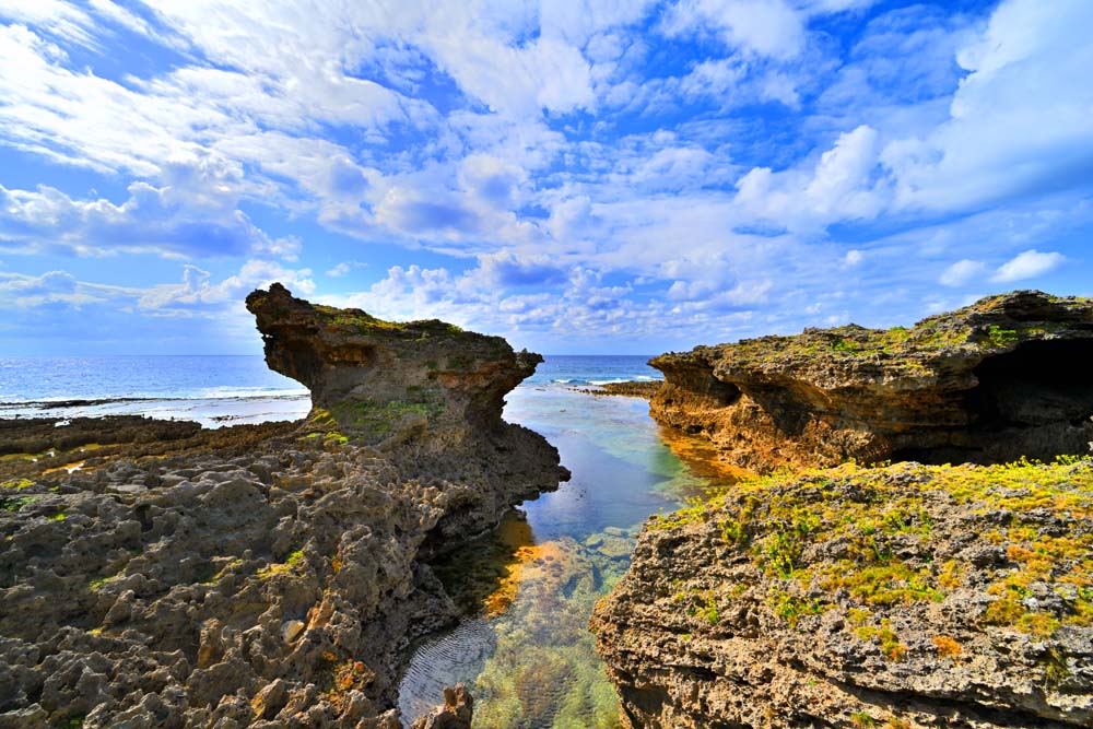 風景写真パネル 徳之島 みやどばる塩田跡 01 アートパネル インテリア 壁飾り 壁掛け 額要らず 模様替え 雰囲気作り 玄関 リビング オフィス ロビー プレゼント ギフト 贈答品 返礼 お祝い 結婚 新築 引っ越し 誕生日 記念日 年祝い 旅の思い出 Tkns-08-B2｜写真パネルのあぁとすぺーすつくば