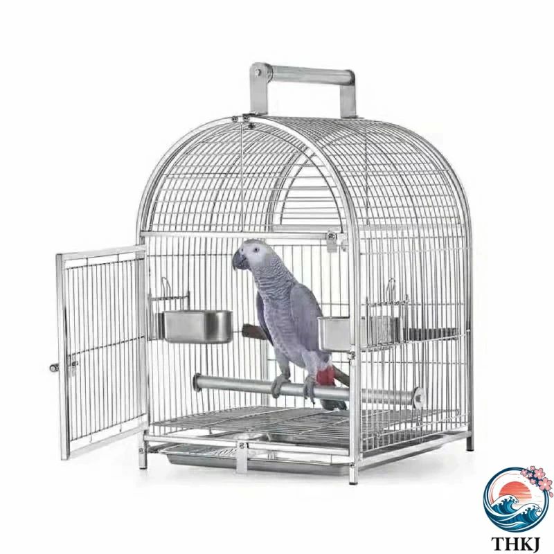 ステンレス鋼 鳥用キャリーかご 鳥小屋 携帯用小型オウム旅行ケージ ペットバードケージ 旅行鳥かご カナリア 鳥用キャリーかご バードケージ 鳥かご トレイ フードカップ2個 スタンディングスティック2本付き