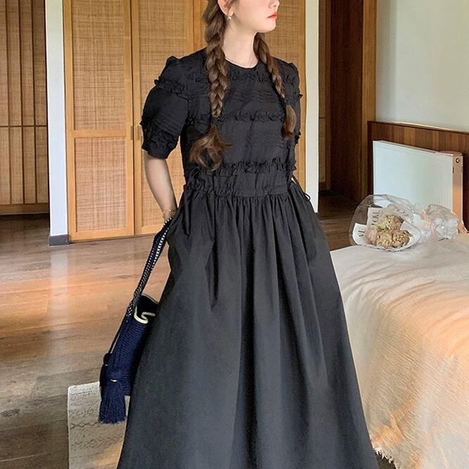 レディース ワンピース ロングワンピース マキシ丈ワンピース マキシ丈 フリル ギャザー 膝下 袖あり 半袖 パフスリーブ クルーネック Aライン フレア ハイウエスト ウエスト切り替え シック エレガント ガーリー 大人カジュアル 上品 きれいめ ブラック お洒落 春夏