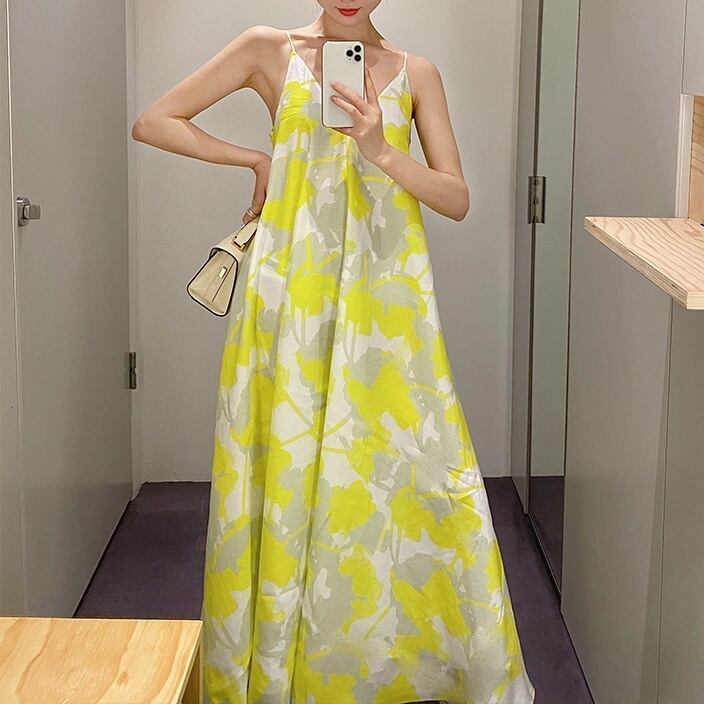 レディース ワンピース 花柄ワンピース ミモレ丈ワンピース ミモレ丈 花柄 ボヘミアン ツートンカラー ビタミンカラー リゾートワンピース 膝下 袖なし ノースリーブ Vネック Aライン ハイウエスト フェミニン 大人ガーリー ガーリー 上品 きれいめ
