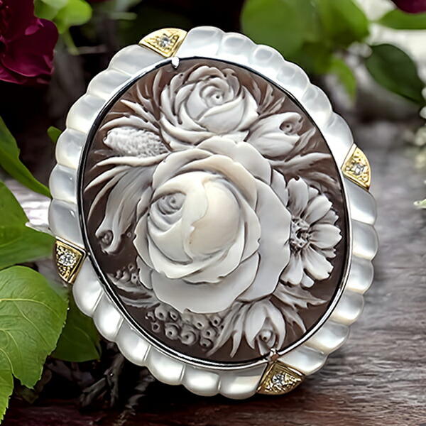 楽天市場】大きなカメオ ブローチ ネックレス 18金枠 美しいお花の図柄