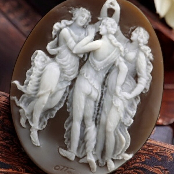 イタリア　カメオ　シェルカメオ？　スカラ　ハンドメイド　手彫り　アンティーク CAMEO 希少作品 Franco Scala作 シェルカメオ K18, SILVER