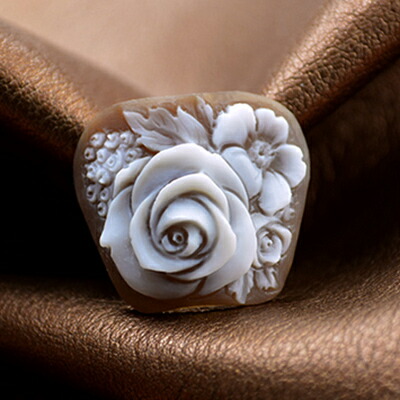 楽天市場】カメオ 女性人物像 繊細＆立体的な彫刻 イタリアの彫刻家