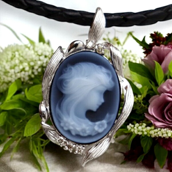 楽天市場】メノウカメオネックレス 18金 ゴールド枠 美しい女性