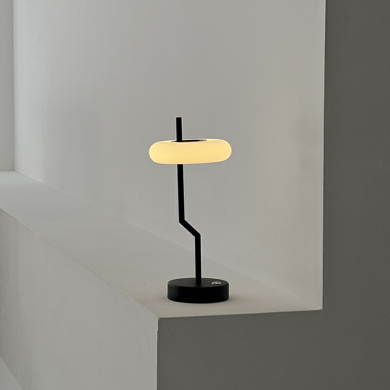 楽天市場】USB twist プリーツシェード LED テーブルランプ【ART OF