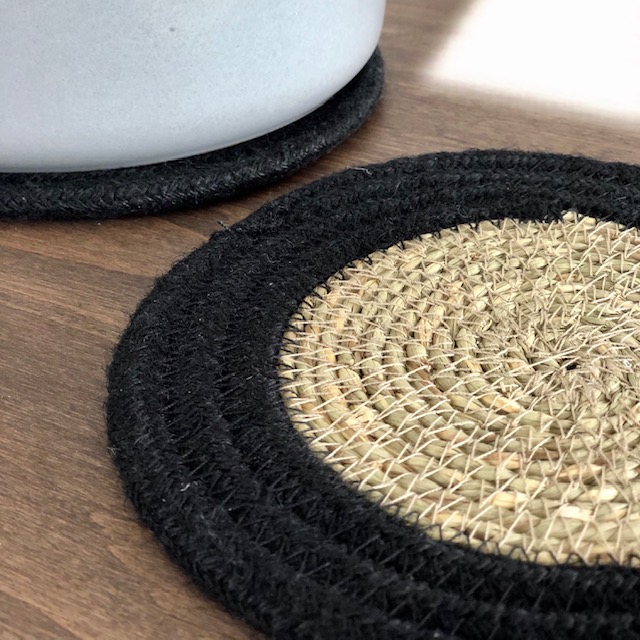 楽天市場 ネコポス送料無料 シーグラス ジュート ストロー 鍋敷き ポットコースター マット Art Of Black Art Of Black