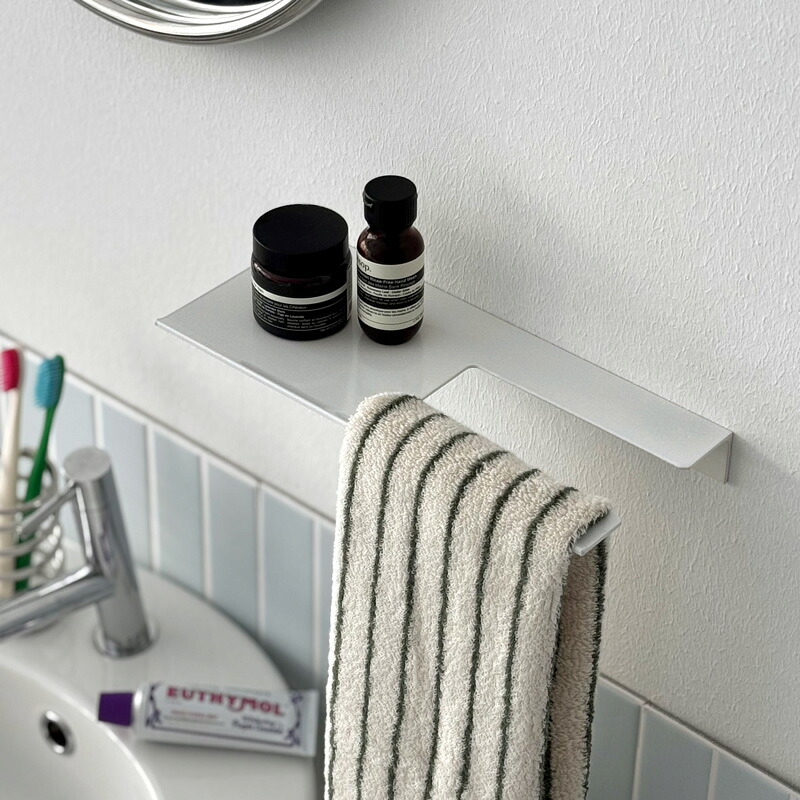 ベアブリック風　　トイレットペーパーホルダー 楽天市場】トイレットペーパー ホルダー 黒 18cm×8.5cm×6.5cm 【ART OF