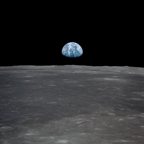 Nasa 宇宙写真 フォトポスター Earth And Moon 地球と月 610 610mm おしゃれインテリアに 余白カット済みポスター Fmcholollan Org Mx