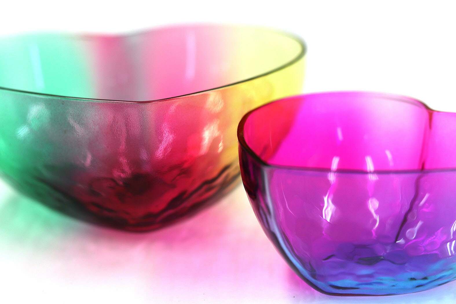 楽天市場 ハート はーと ガラス ソーダガラス インスタ 映え 小皿 ガラス皿 オーロラ レインボーピンク グリーン サイズ S オーロラハートボウルs 御歳暮 お歳暮 おしゃれギフト雑貨食器お皿aruaru