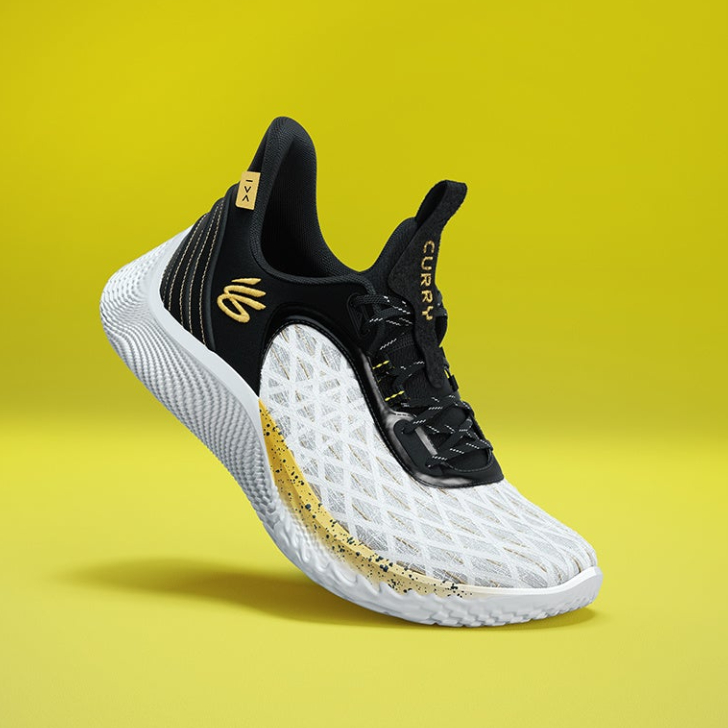 楽天市場】UNDER ARMOUR CURRY10 3025620-001 BLK/ATB/YLR バスケット 