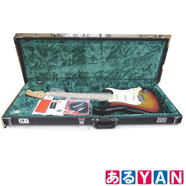 Supreme ストラトキャスタータイプ エレキギター Supreme が2017年秋冬に Fender と製作したストラトキャスターを