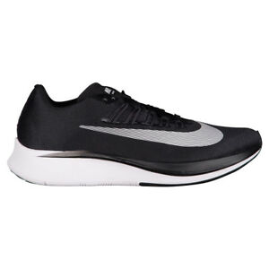 NIKE WMNS ZOOM FLY ナイキ ウィメンズ 望遠レンズ 飛球