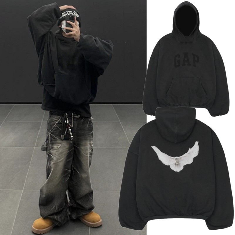 yeezy gap balenciaga フーディー パーカー 短丈 ブラック Yeezy】Yeezy×Gap Engineered By Balenciaga Logo Hoodie (YEEZY