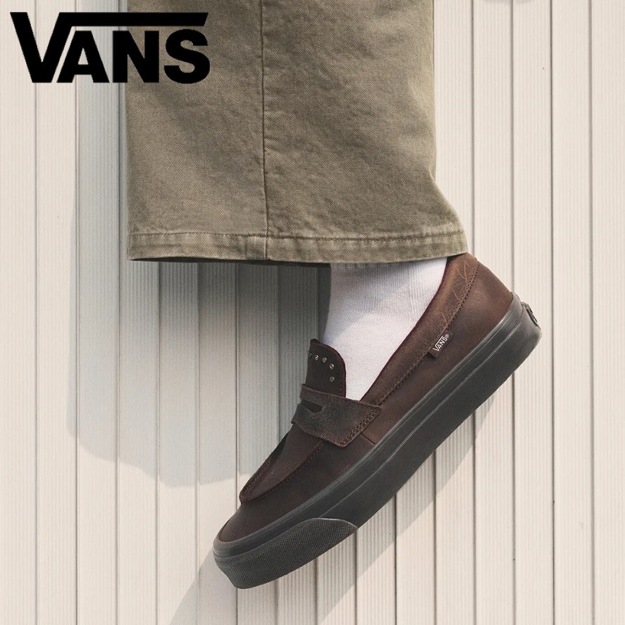 [VANS] Premium Loafer 53 LX - (Hardware) Potting Soil [バンズ] プレミアム ローファー 53 LX - (ハードウェア) ポッティングソイル バンズ ヴァンズ プレミアム ローファー スタイル53 ハードウェア ポッティングソイル ブラウン レザー スニーカー カジュアル ストリー｜あさひみ