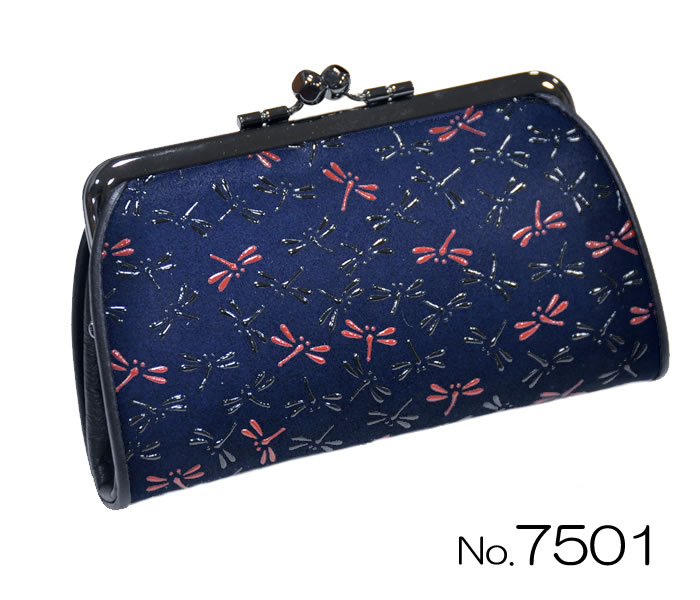 印傳屋　親子がま口「なごみ」7501　[ 0601-068 ]　楽ギフ_のし　伝統工芸 父の
2000
日 母の日 敬老の日 誕生日 ギフト 贈物 プレゼント 甲州印伝 山梨 人気 日本製 2色使い 鹿革 漆 女性 女物 レディース 財布 内ポケット 小銭入れ 蜻蛉 とんぼ トンボ 紺 赤
