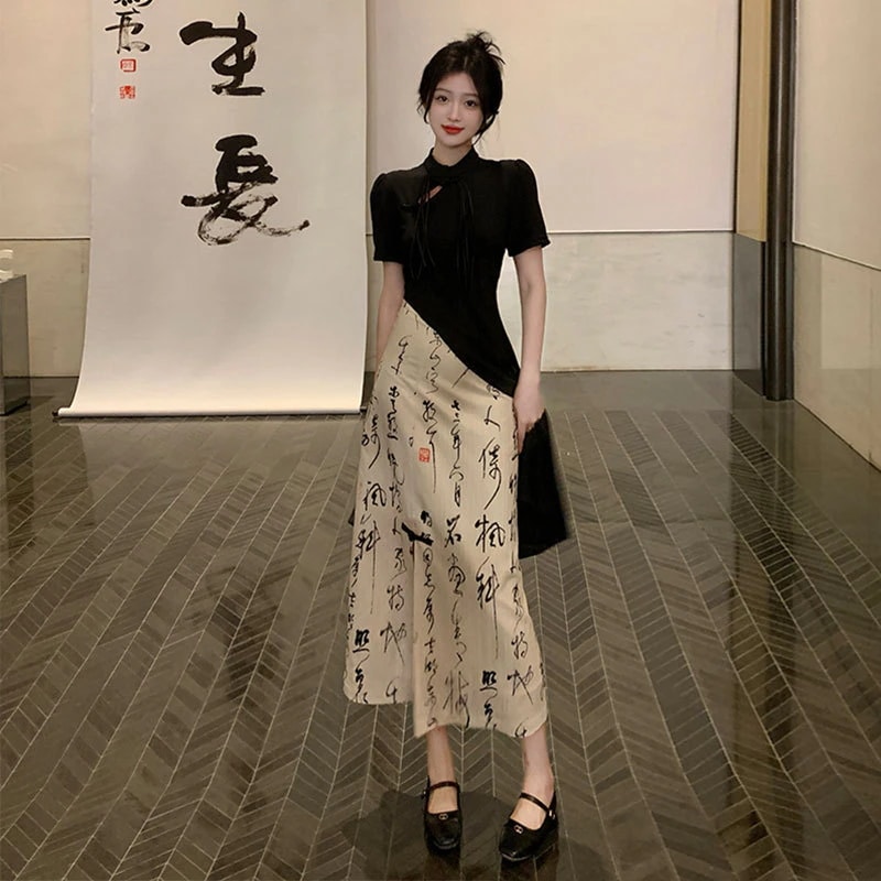 寄りあいお召しもの 衣装 レトロな不規則さな半身のスコートの流行り物のチョンサムツーピーススーツお上さん炎節お召しもの