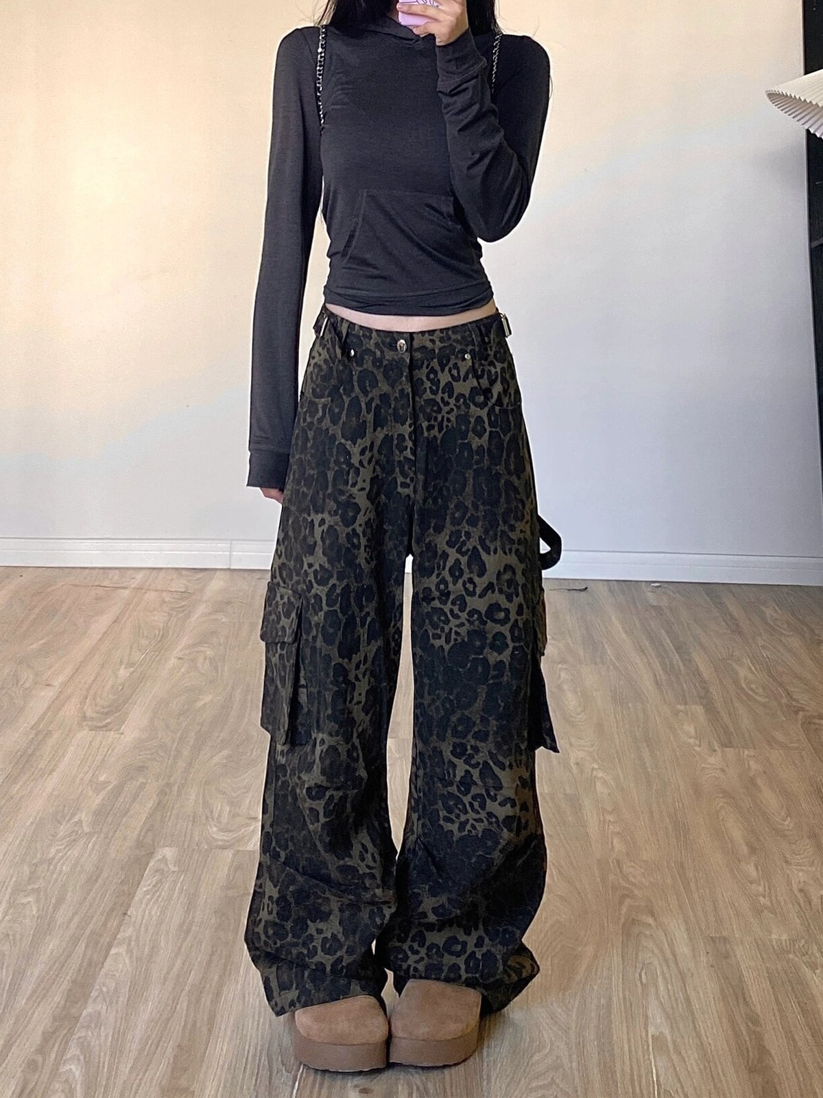 春夏 デニムパンツ ロング丈ボトムスハイウエストジーンズ ストリートファッション系ファッション練習ジーンズ シルエット加工ゆったりレッグレディースカジュアルジーパン衣装