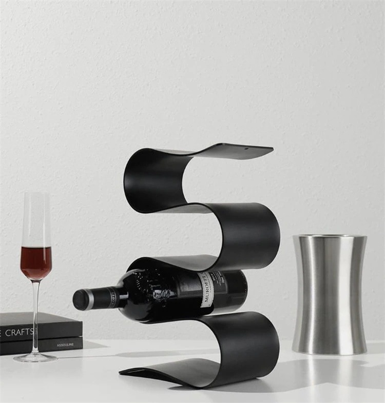 表現スタイル ブドウ酒棚 新品 赤ちょうちんカウンタ 三鞭酒ブドウ酒棚 ステンレス鋼 分かりやすい 金属元素 S字 モデルルーム 売り場 リビング 夕めし 卓上飾りつけ
