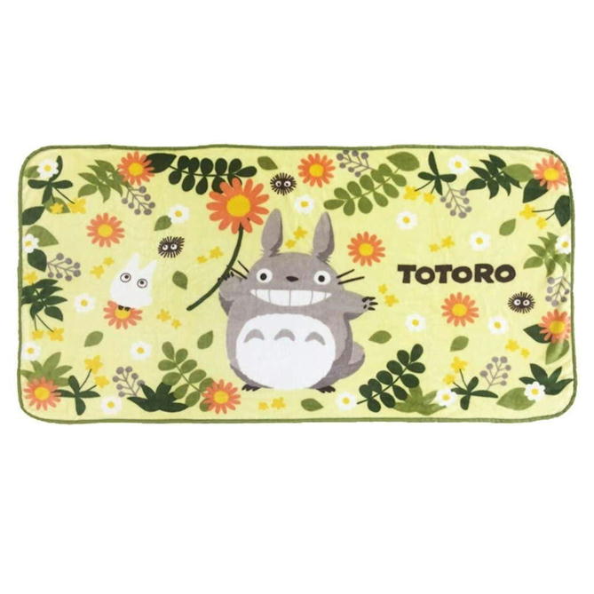 楽天市場】となりのトトロ ひざ掛け毛布 花降るトトロ ブランケット