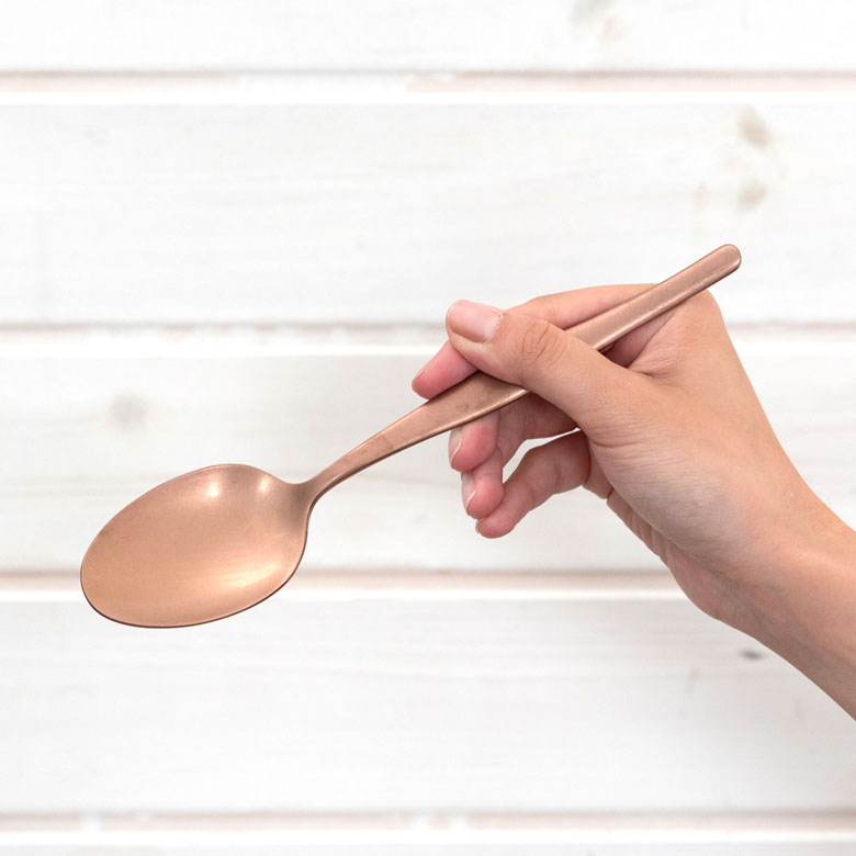 お買い得モデル カトラリーセット ゴールド 5本 マット おしゃれ ディナースプーン ディナーフォーク ディナーナイフ ケーキフォーク ティースプーン セット ヴェリーノ カトラリー ローズゴールド Velino ステンレス プレゼント 食洗機対応 北欧 メール便対応 Velino