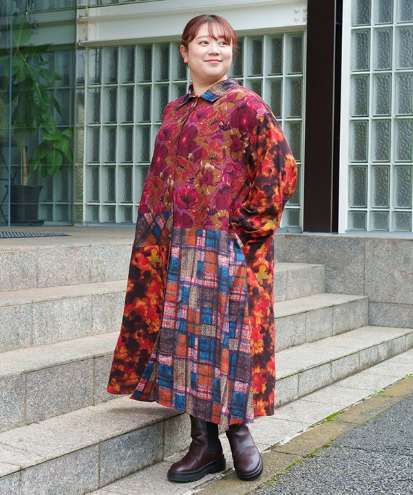 【新品タグ付き】アズノゥアズオオラカ　大きいサイズ　長袖チェックワンピース　3L 新品】 アズノウアズ オオラカ Vネック チェック ロングワンピース 15