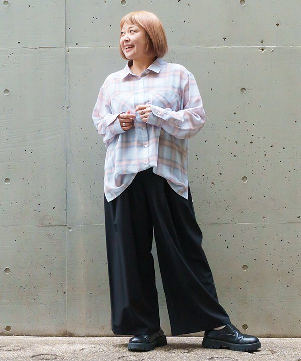 as know as やわシアｐｔＳＨ レディース 大きいサイズ トップス シャツ シャツ 長袖 シフォン チェック プリント ポケット 衿 前開き 羽織 透け タック スリット オオラカ｜AS KNOW AS　店