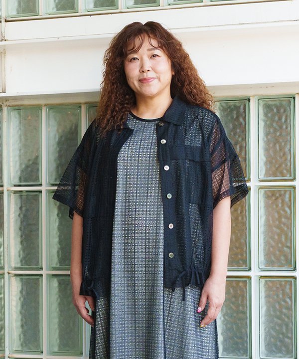 as know as アラベスクレースSH レディース 大きいサイズ トップス シャツ 前開き レース 透け 涼しい 半袖 ブラウジング 羽織 シャツ タック ポケット 衿 覆い布 オオラカ|AS KNOW AS 店