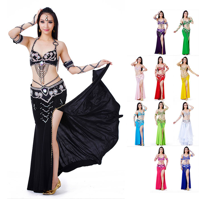 【新品・美品】ベリーダンス衣装 3点セット華やか 大輪フラワー付 新品・美品】ベリーダンス衣装 3点セット華やか 大輪フラワー付